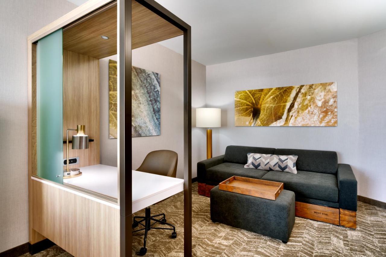 Springhill Suites By Marriott Cottonwood Exterior photo