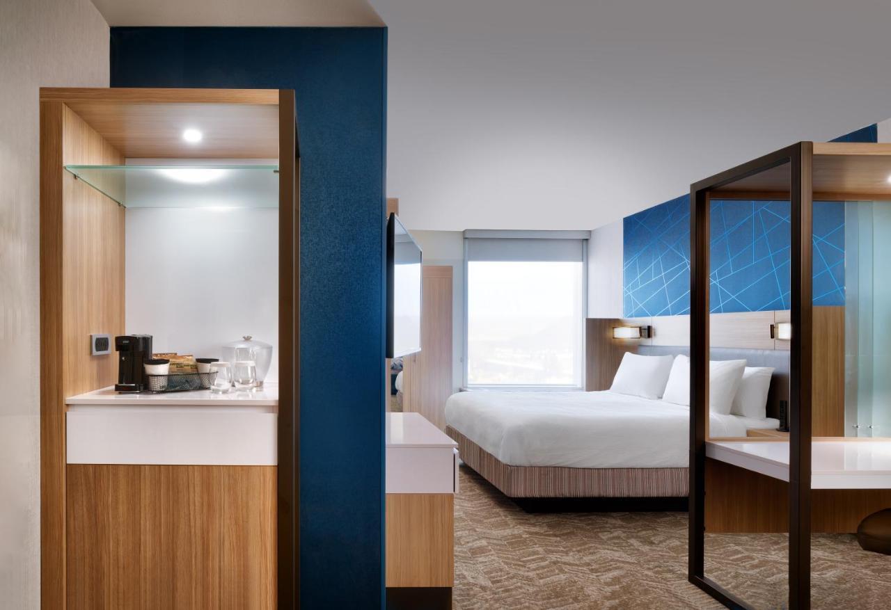 Springhill Suites By Marriott Cottonwood Exterior photo