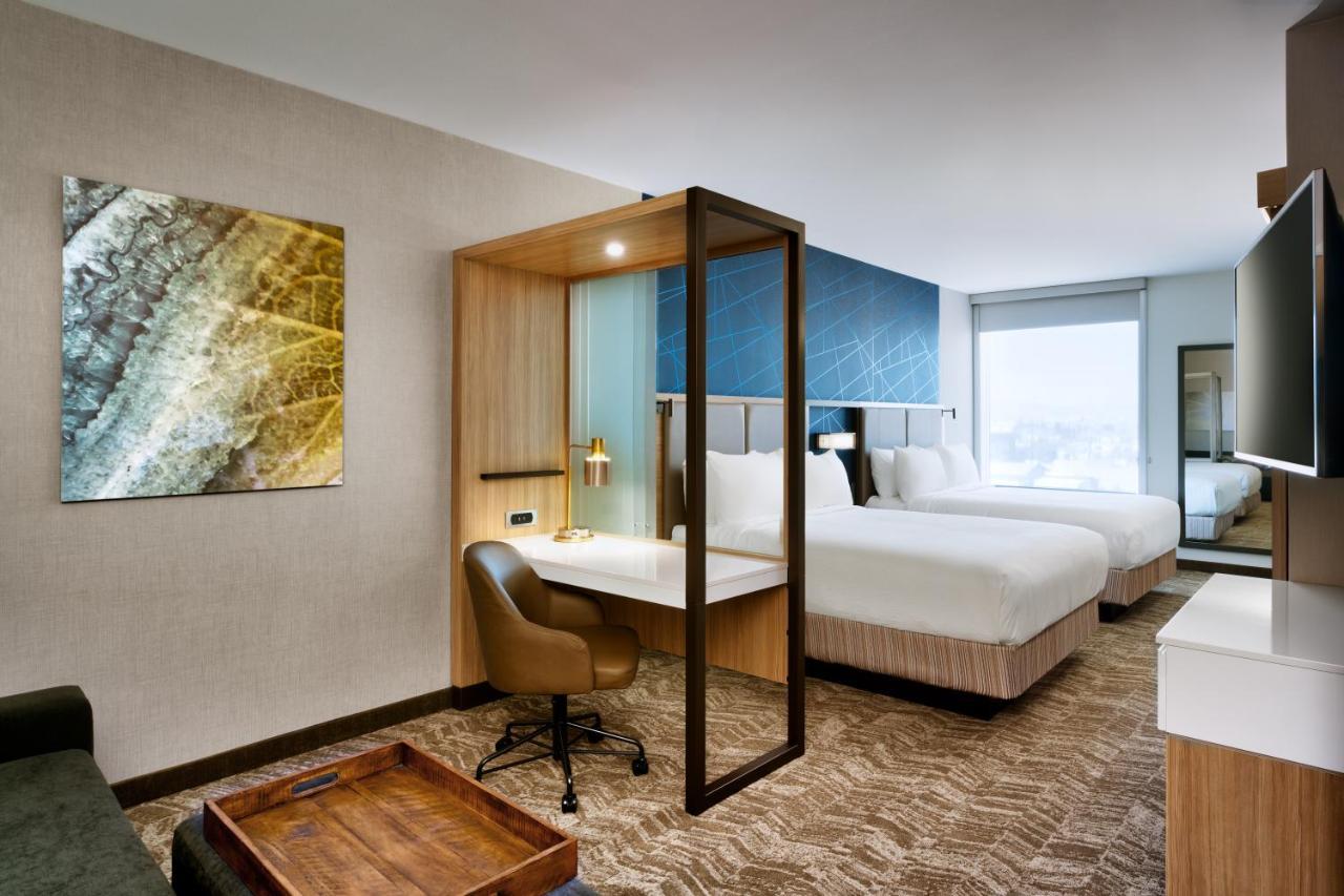 Springhill Suites By Marriott Cottonwood Exterior photo