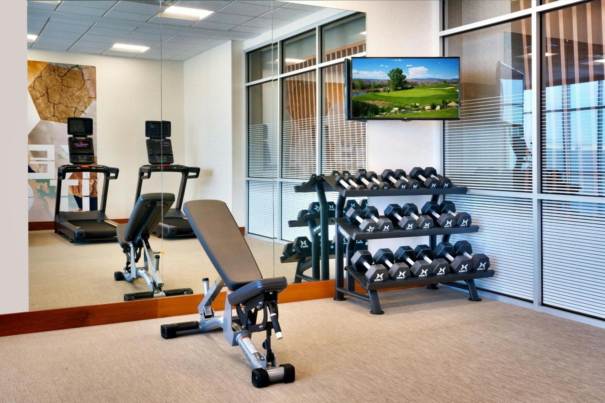 Springhill Suites By Marriott Cottonwood Exterior photo