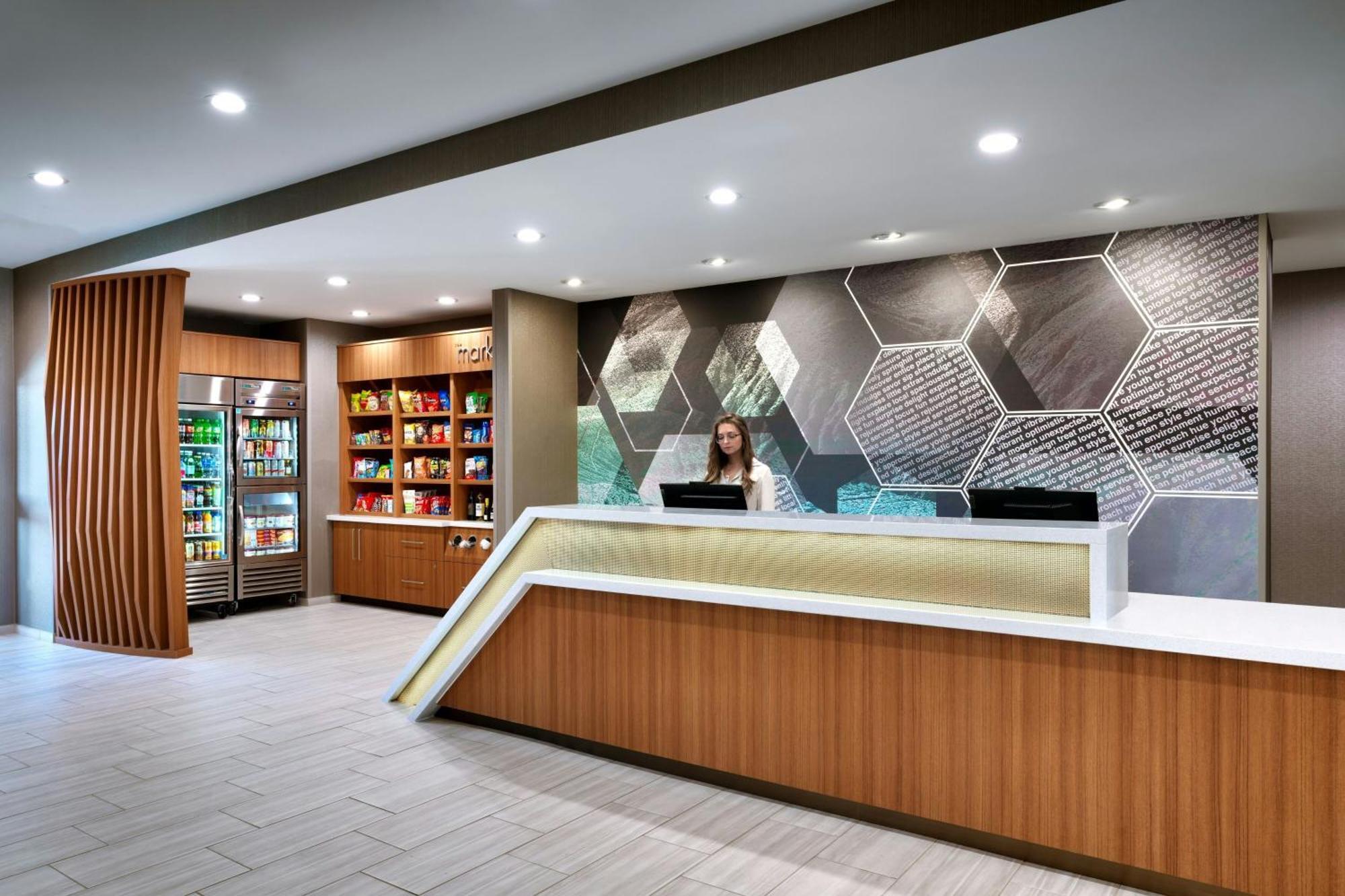 Springhill Suites By Marriott Cottonwood Exterior photo
