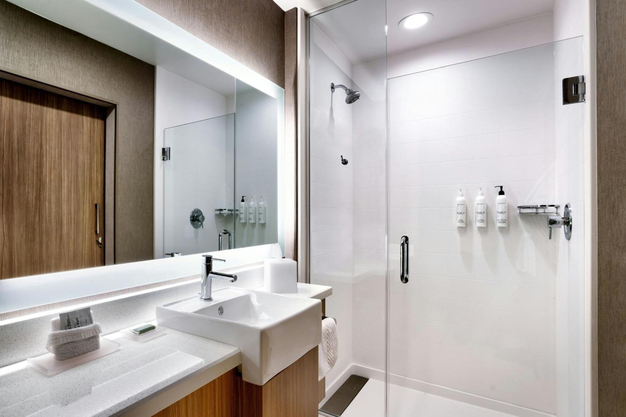 Springhill Suites By Marriott Cottonwood Exterior photo